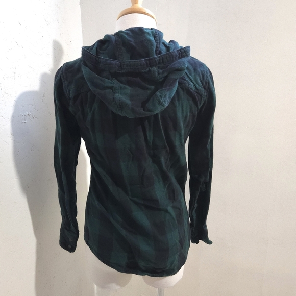 TNA |  Green Plaid Hooded button up flannel boyfriend fit - Picture 7 of 12